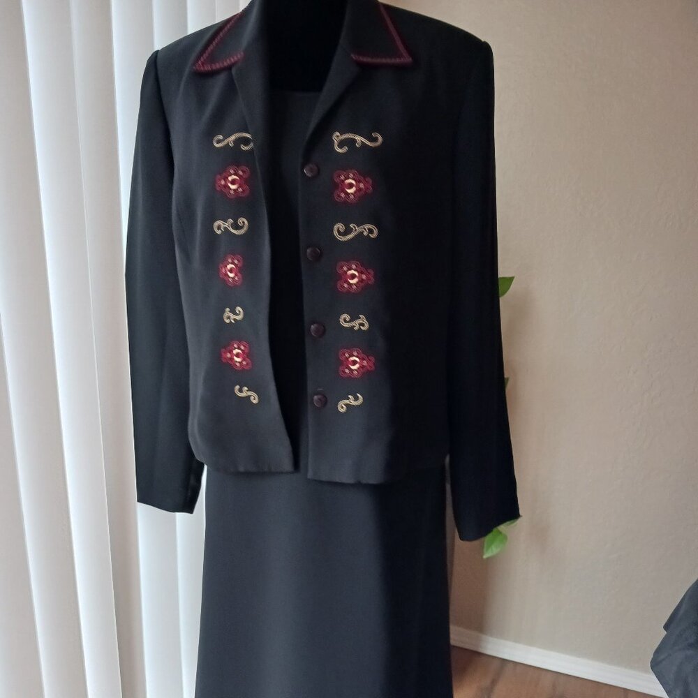 Napa Valleys 2 pc dress, Size 16 - WINTER CLEARANCE